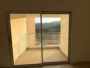 Room in 3.5 BHK Apartment at Sobha Nesara, Kothrud – for Sale