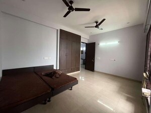 Room in 3 BHK Apartment at Shree Vardhman Victoria, Sector 70 – for Rent
