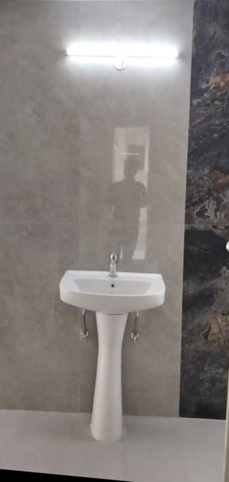 Bathroom, victoryone-amara 2 Bedroom 1050 Sq.Ft. Apartment In Sector 16 Greater Noida Greater Noida 9801620