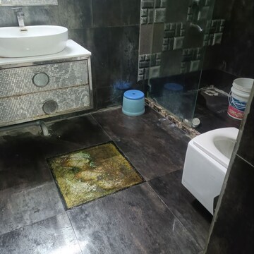 Living Room in 1 RK Independent House at RWA Apartments, Sector 31 – for Rent