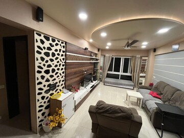 Master Bedroom in 3.5 BHK Apartment at Sigma One Lifestyle Dhanvantari, Kothrud – for Sale