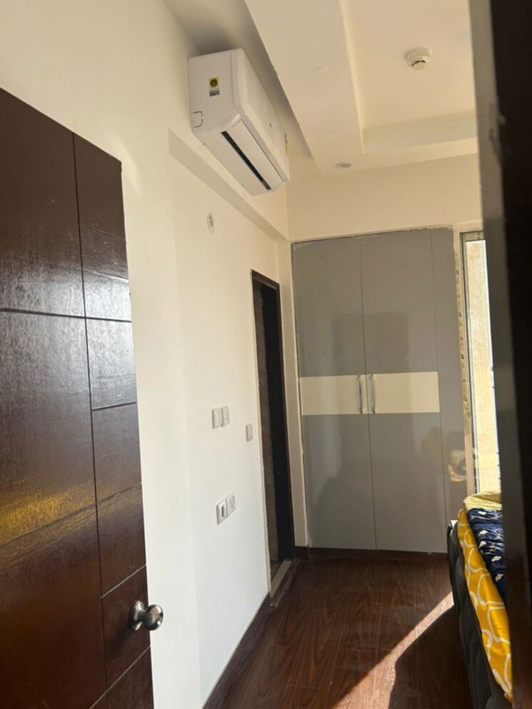 Bathroom, prateek-grand-city 2 Bedroom 970 Sq.Ft. Apartment In Siddharth Vihar Ghaziabad 9801674