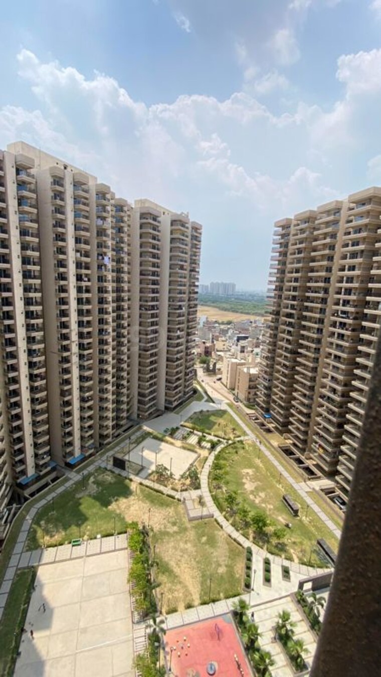 Exterior View, gaur-chrysalis 3 Bedroom 1910 Sq.Ft. Apartment In Sector 22d Yamuna Expressway Greater Noida 9801654