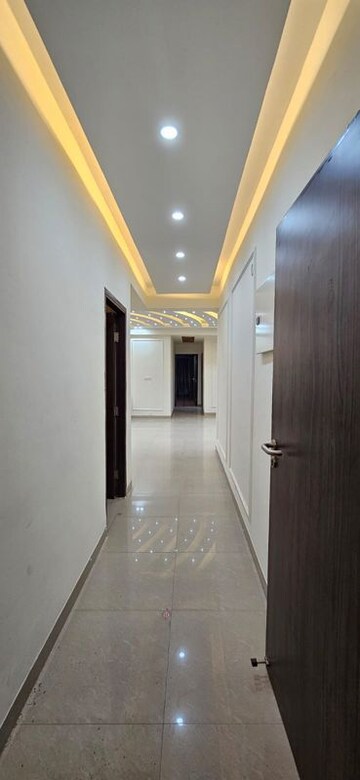 Building Lobby in 4 BHK Apartment at Ansal Height 86, Sector 86 – for Rent