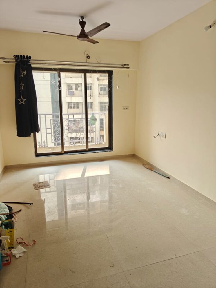 Room, nisarg-tapovan-chs 1 Bedroom 450 Sq.Ft. Apartment In Patlipada Thane 9801743
