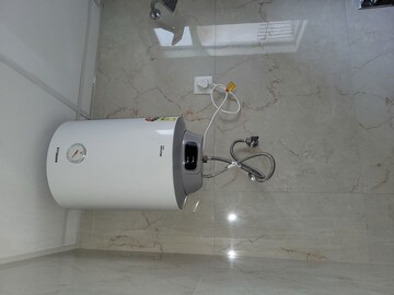 Bathroom in 3.5 BHK Apartment at Smart World Gems, Sector 89 – for Rent