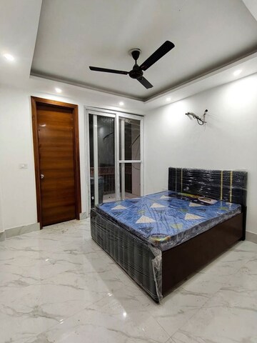 Bedroom in 1 BHK Apartment at Saket – for Rent