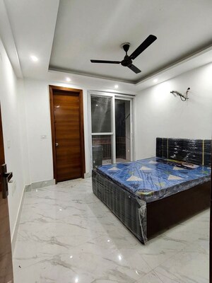 Bedroom in 1 BHK Apartment at Saket – for Rent