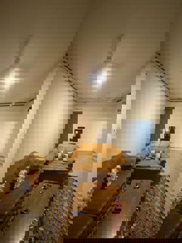 2 BHK Apartment For Rent in Sheth Irene