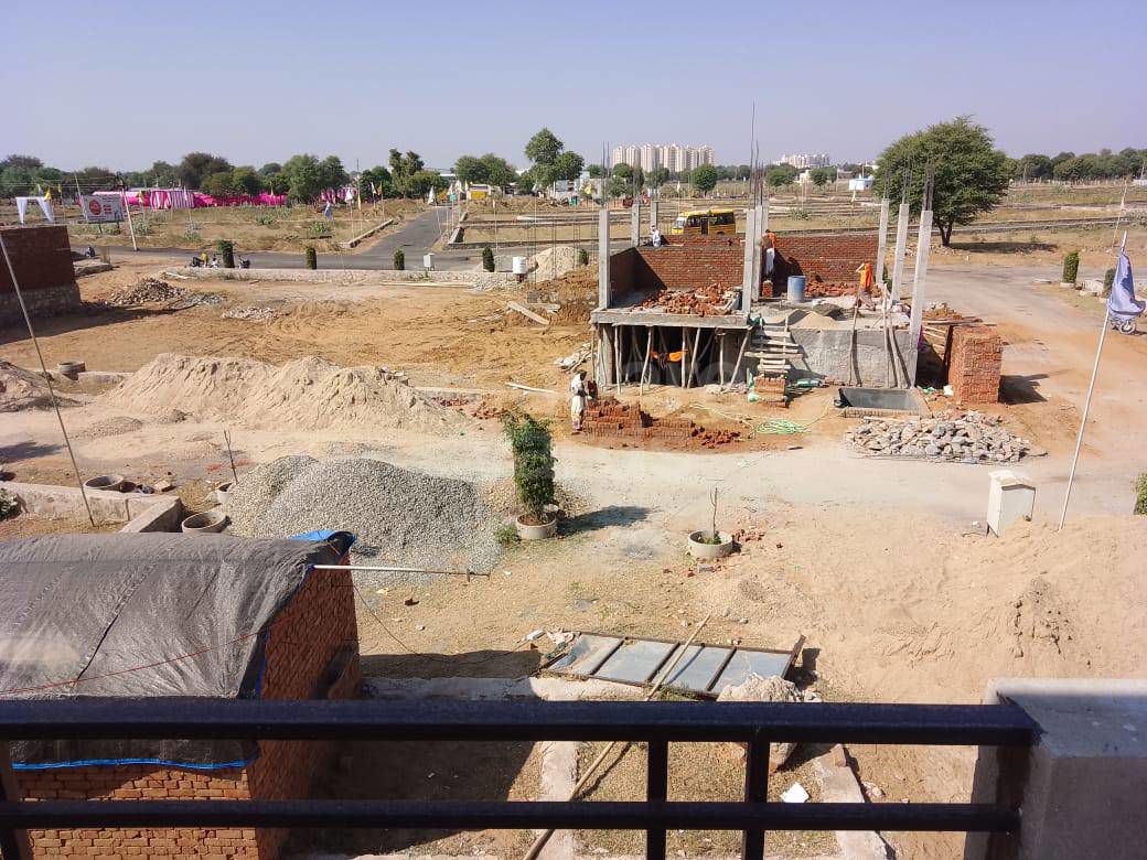 Plot For Sale in Bhakrota