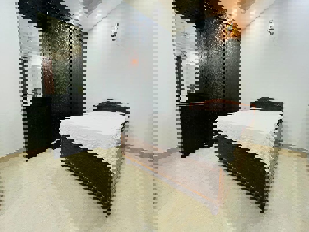 1 RkApartment For Rent in Saket