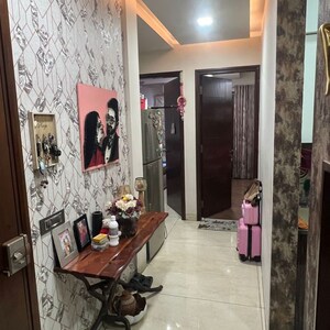 Parking in 2 BHK Builder Floor at Chittaranjan Park – for Rent