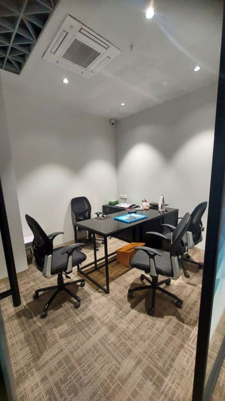 Gym, akshar-business-park Commercial Office Space 1230 Sq.Ft. In Vashi Sector 19f Navi Mumbai 9801847