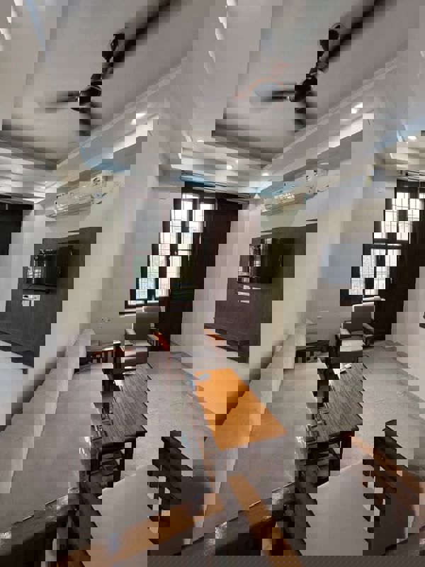 2 BHK Apartment For Rent in Saket