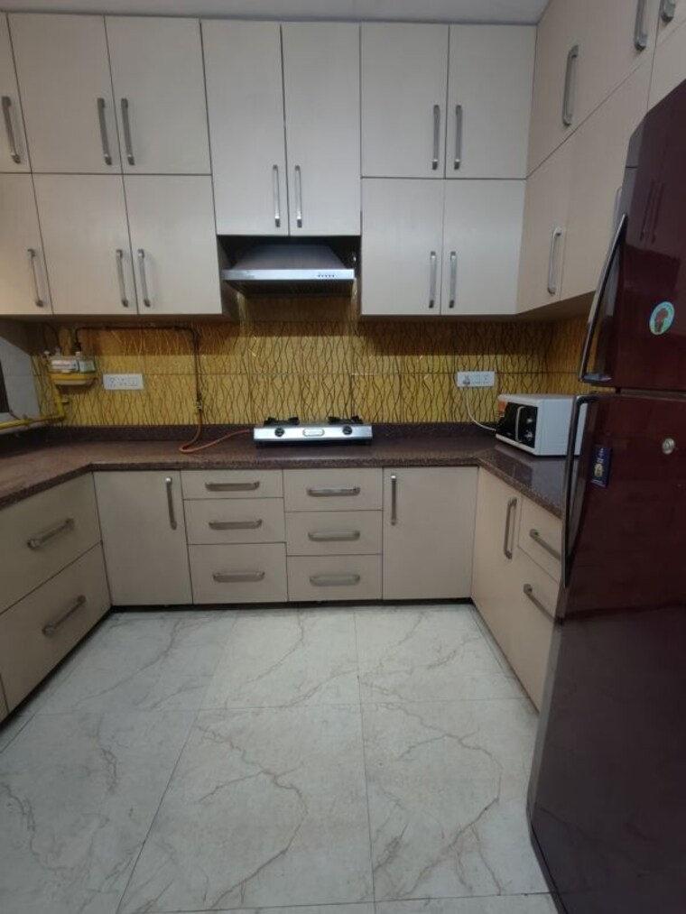Kitchen, shivalik colony 2 Bedroom 1800 Sq.Ft. Builder Floor In Shivalik Colony Delhi 9801881