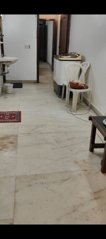 2 BHK Builder Floor For Rent in Lajpat Nagar 4