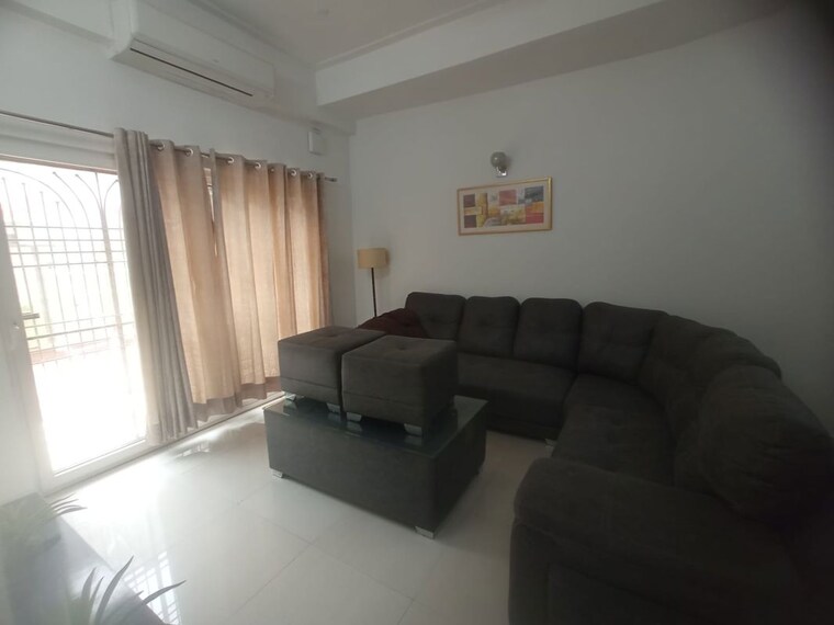 Living Room, ace-platinum 2 Bedroom 1050 Sq.Ft. Apartment In Zeta I Greater Noida Greater Noida 9801895