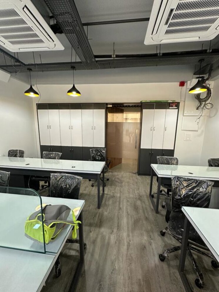 Team Area, bsel-tech-park Commercial Office Space 1230 Sq.Ft. In Vashi Sector 30a Navi Mumbai 9801894
