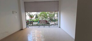 Room in 2 BHK Apartment at Agarwal Infinity Tower, Malad West – for Rent