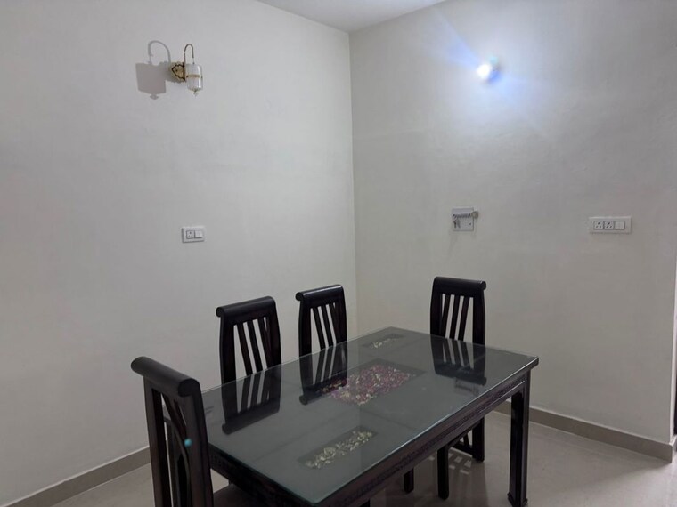 Other, sector 38 2 Bedroom 1800 Sq.Ft. Independent House In Sector 38 Chandigarh 9801914