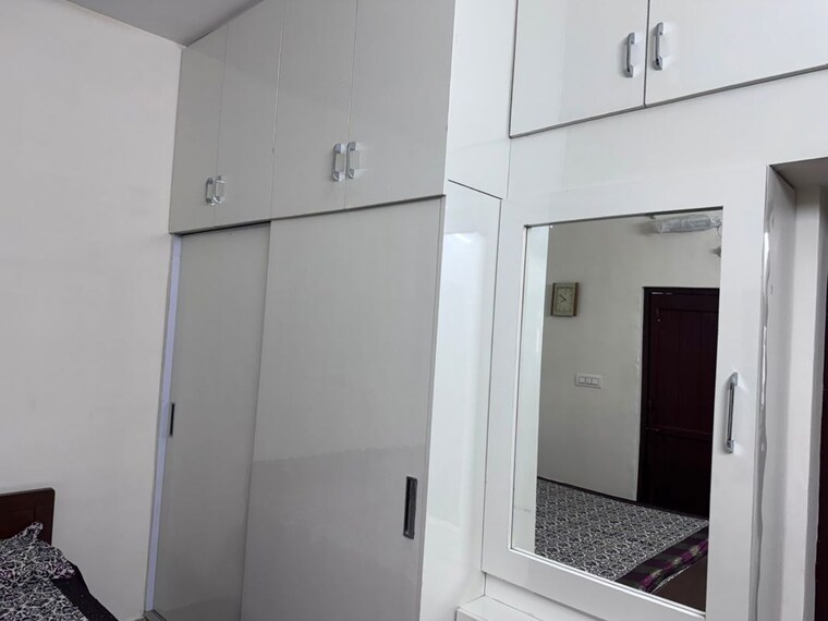 Room, sector 38 2 Bedroom 1800 Sq.Ft. Independent House In Sector 38 Chandigarh 9801914