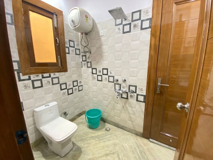 Bathroom, ace-platinum 2 Bedroom 1150 Sq.Ft. Apartment In Zeta I Greater Noida Greater Noida 9801920