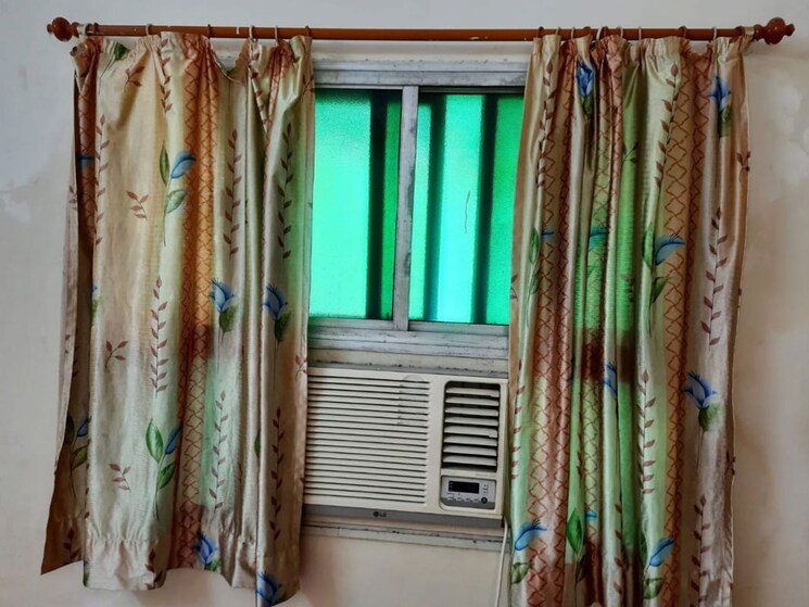 Bedroom, eff-jumbo-darshan-chs 1.5 Bedroom 550 Sq.Ft. Apartment In Andheri East Mumbai 9801935