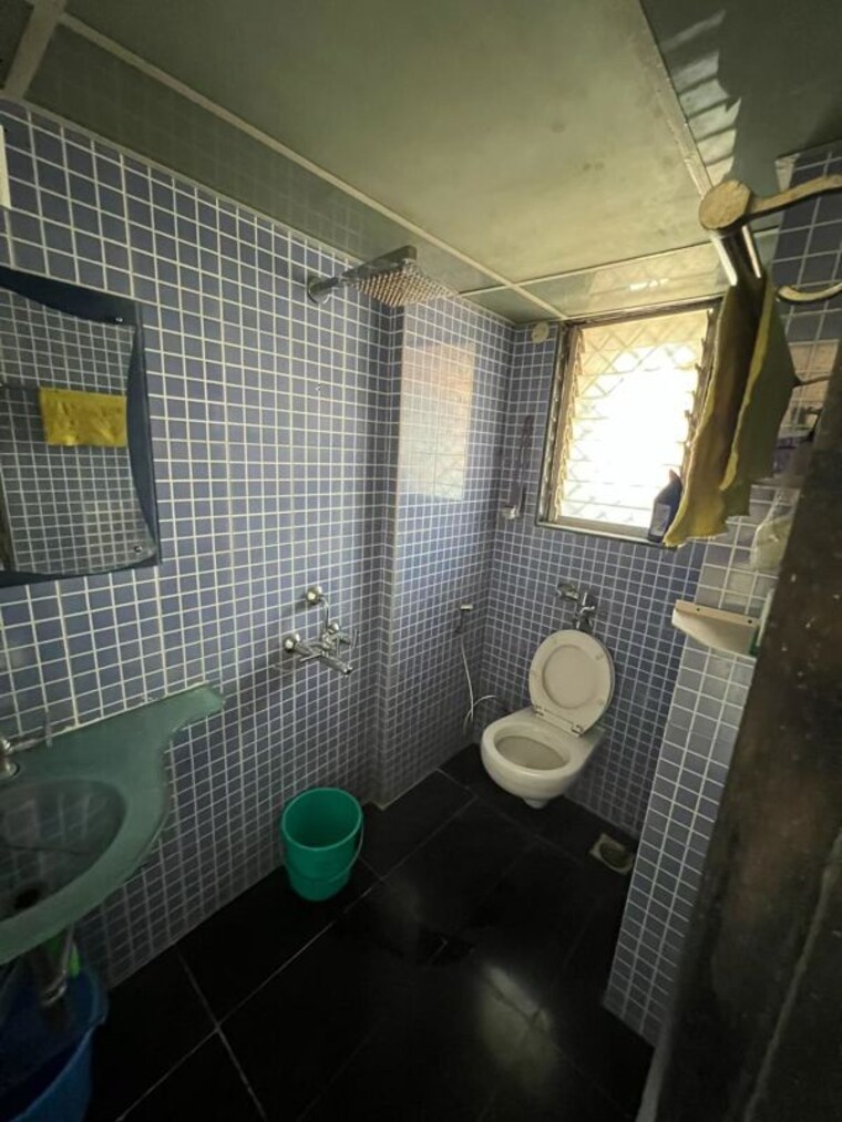 Bathroom, rna-corp-heights 2 Bedroom 1000 Sq.Ft. Apartment In Jogeshwari East Mumbai 9801936