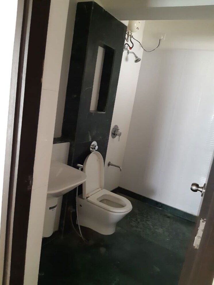 Bathroom, prakruti-heights-haware-city 1 RK 240 Sq.Ft. Apartment In Haware City Thane 9801938
