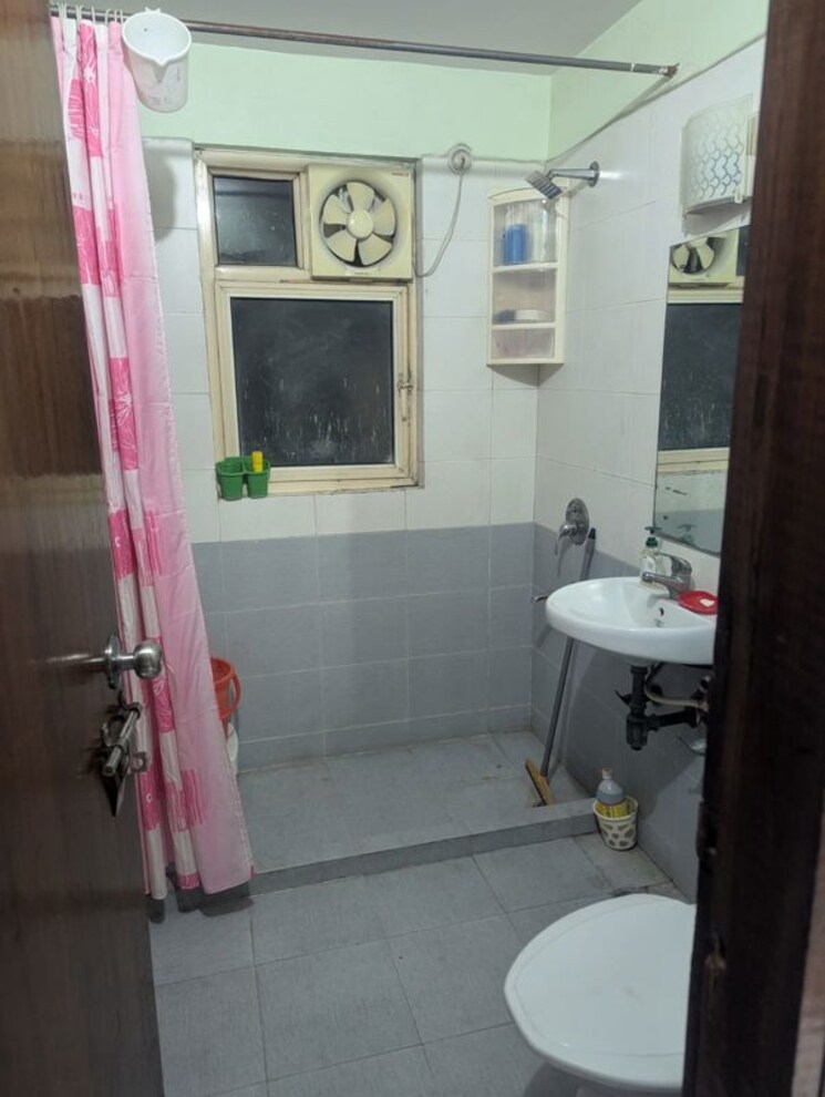 Bathroom, ace-platinum 2 Bedroom 1150 Sq.Ft. Apartment In Zeta I Greater Noida Greater Noida 9801941