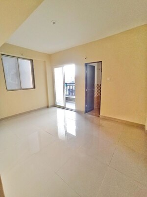 Room in 2 BHK Apartment at Chetna Garden, Kondhwa – for Sale