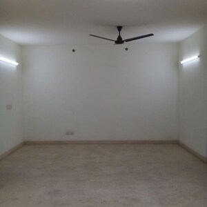 Room in 3.5 BHK Apartment at Emaar The Enclave, Sector 66 – for Rent