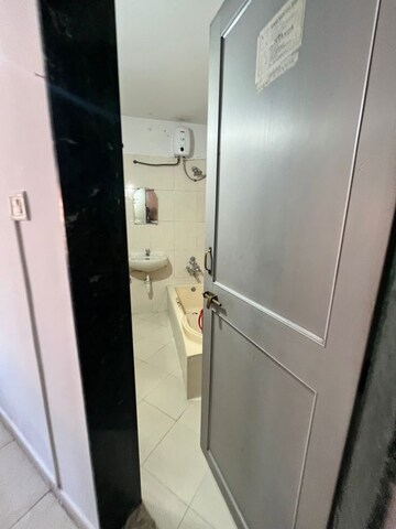 Bathroom in 3 BHK Apartment at Kunal Icon, Pimple Saudagar – for Rent