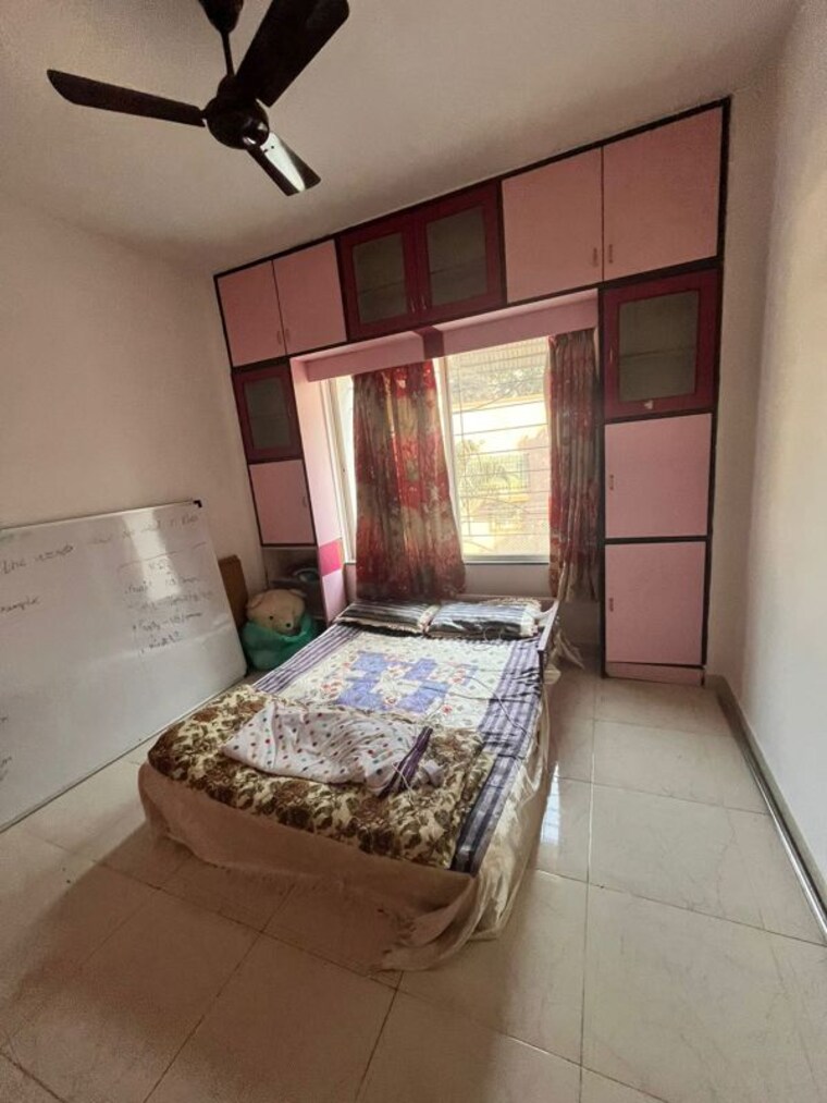 Bedroom, kunal-icon 3 Bedroom 1800 Sq.Ft. Apartment In Pimple Saudagar Pune 9801965