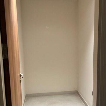 Room in 3 BHK Apartment at The Ananta Aspire, High Ground – for Rent