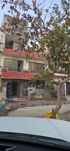 5 BHK + Pooja Room,Study Room Independent House For Sale in MS Enclave Zirakpur