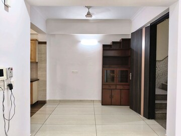 Building Lobby in 3 BHK Apartment at Hero Homes Gurgaon, Sector 104 – for Rent