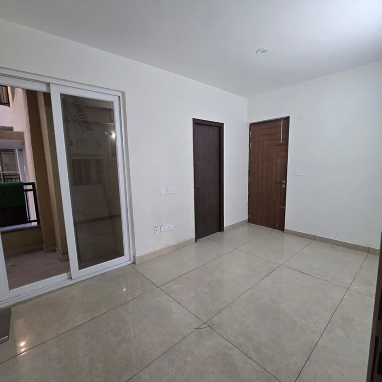 Room, maya-green-lotus-utsav 3.5 Bedroom 2525 Sq.Ft. Apartment In International Airport Road Zirakpur 9802009