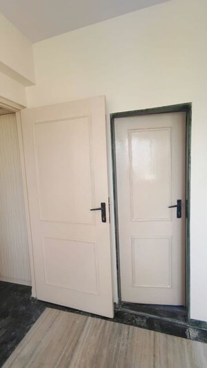 3 BHK Apartment For Sale in Rosa Bella, Ghodbunder Road