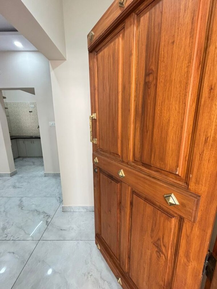 undefined, vignana nagar 1 Bedroom 500 Sq.Ft. Apartment In Vignana Nagar Bangalore 9802046