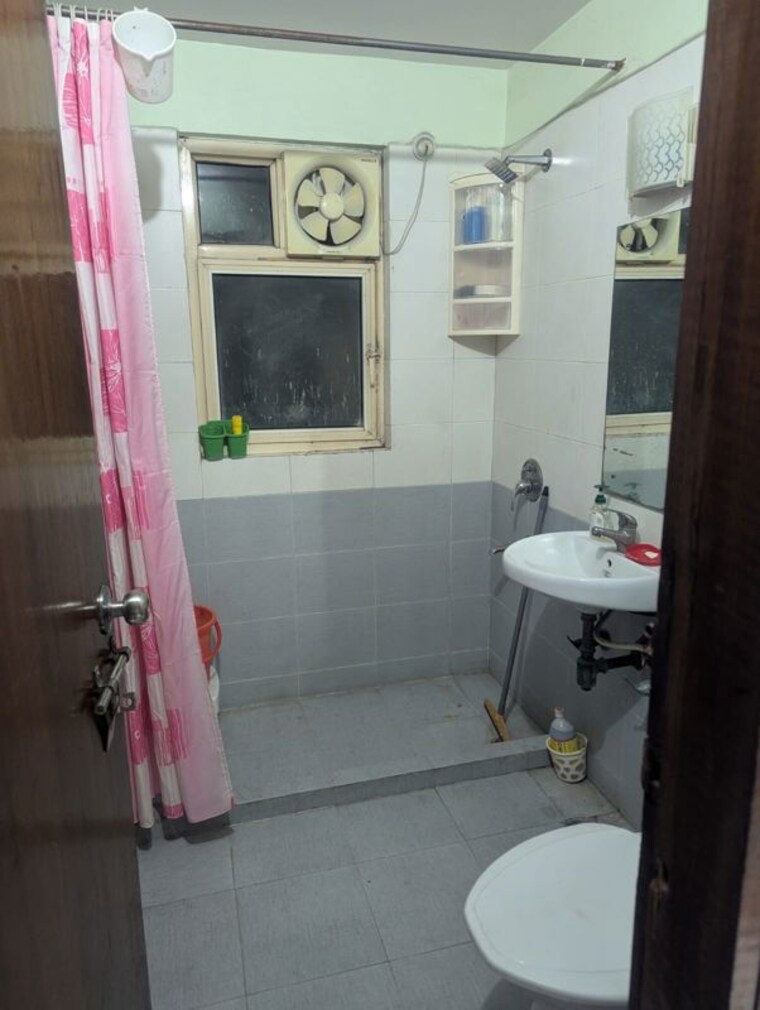 Bathroom, ace-platinum 2 Bedroom 1250 Sq.Ft. Apartment In Zeta I Greater Noida Greater Noida 9802049