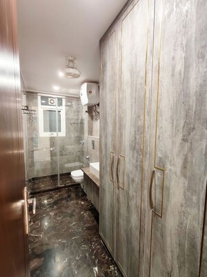 Building Lobby in 3 BHK Apartment at Ansal Sushant Apartments, Sushant Lok I – for Rent