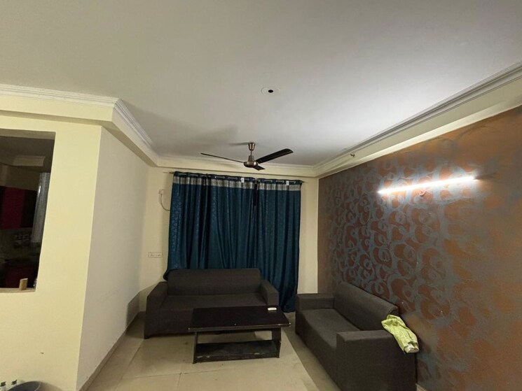 Living Room, amrapali-silicon-city 3 Bedroom 1545 Sq.Ft. Apartment In Sector 76 Noida 9802070