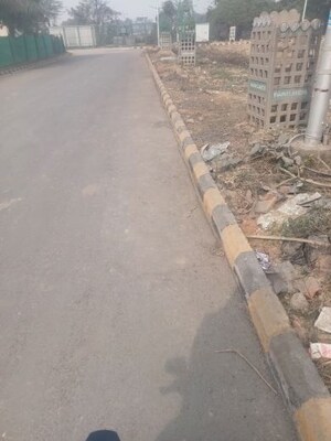  Plot – Exterior View View at BPTP Parklands, Sector 76 - for Sale