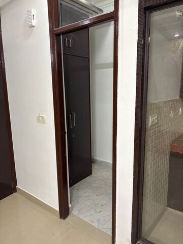  1 BHK Apartment at Vasundhara Sector 13 – for Rent