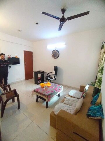 3 BHK Apartment For Rent in Amrapali Crystal Homes, Sector 76