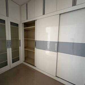 3.5 BHK Apartment For Rent in Emaar Emerald Estate, Medawas