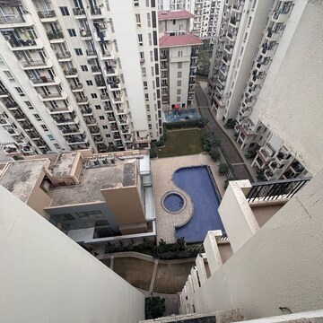 Team Area in 3.5 BHK Apartment at Emaar Emerald Estate, Medawas – for Rent