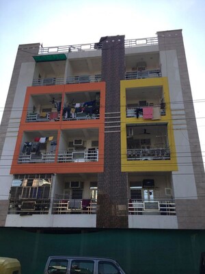 1 BHK Builder Floor For Rent in Gyan Khand I