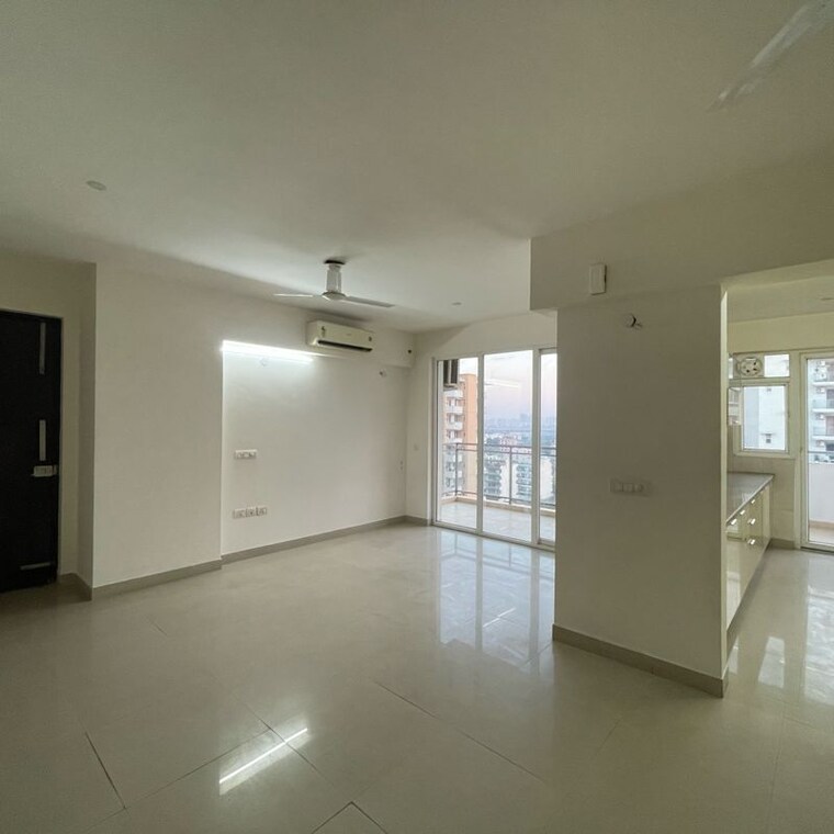 Room, emaar-imperial-gardens 3 Bedroom 2025 Sq.Ft. Apartment In Sector 102 Gurgaon 9802217
